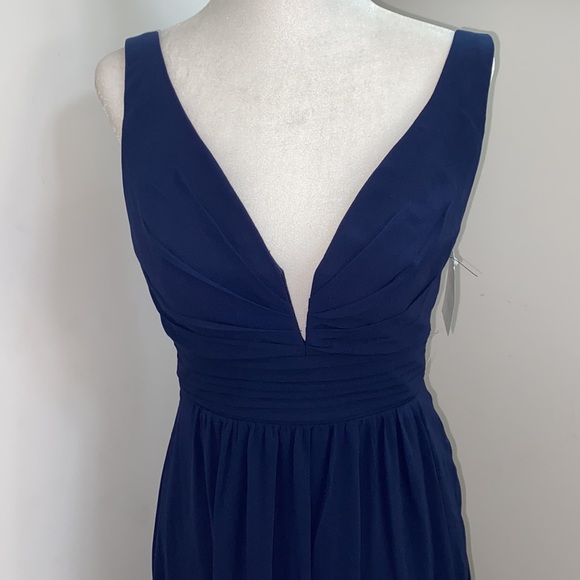 NWT Lulus Wired V Neck Long Chiffon Gown in Navy - Picture 6 of 11